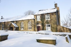 haworth graveyard jan 22 2013 5 sm.jpg